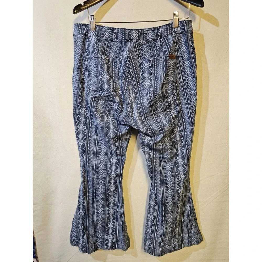 Rock N Roll Women's Flare Denim Jeans Size 31x36 Aztec Print - Picture 6 of 7
